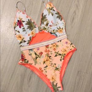 Cut out one piece swimsuit